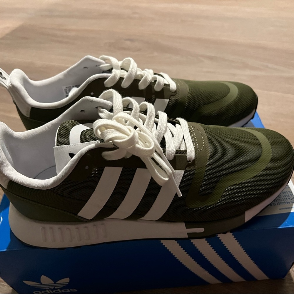 Mens Adidas multix